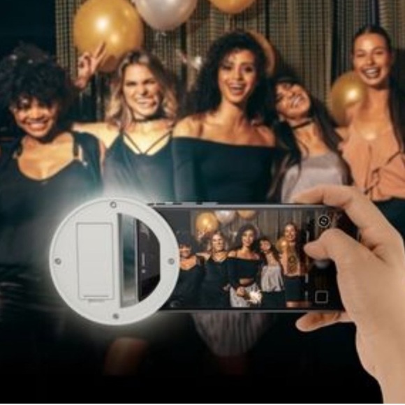 *SALE* Soar Clip on Selfie Ring Light - Picture 15 of 15